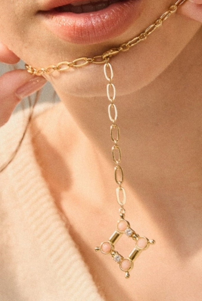 stanza soft frame necklace