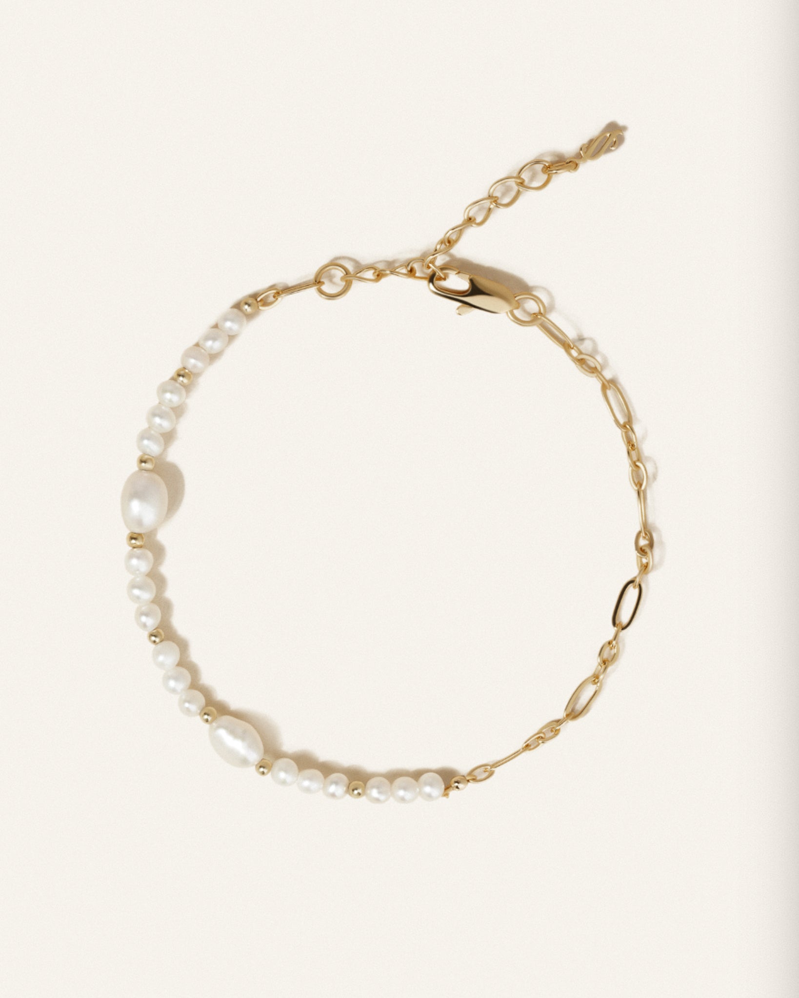 Pearl Holiday Trio - Stanza - 7