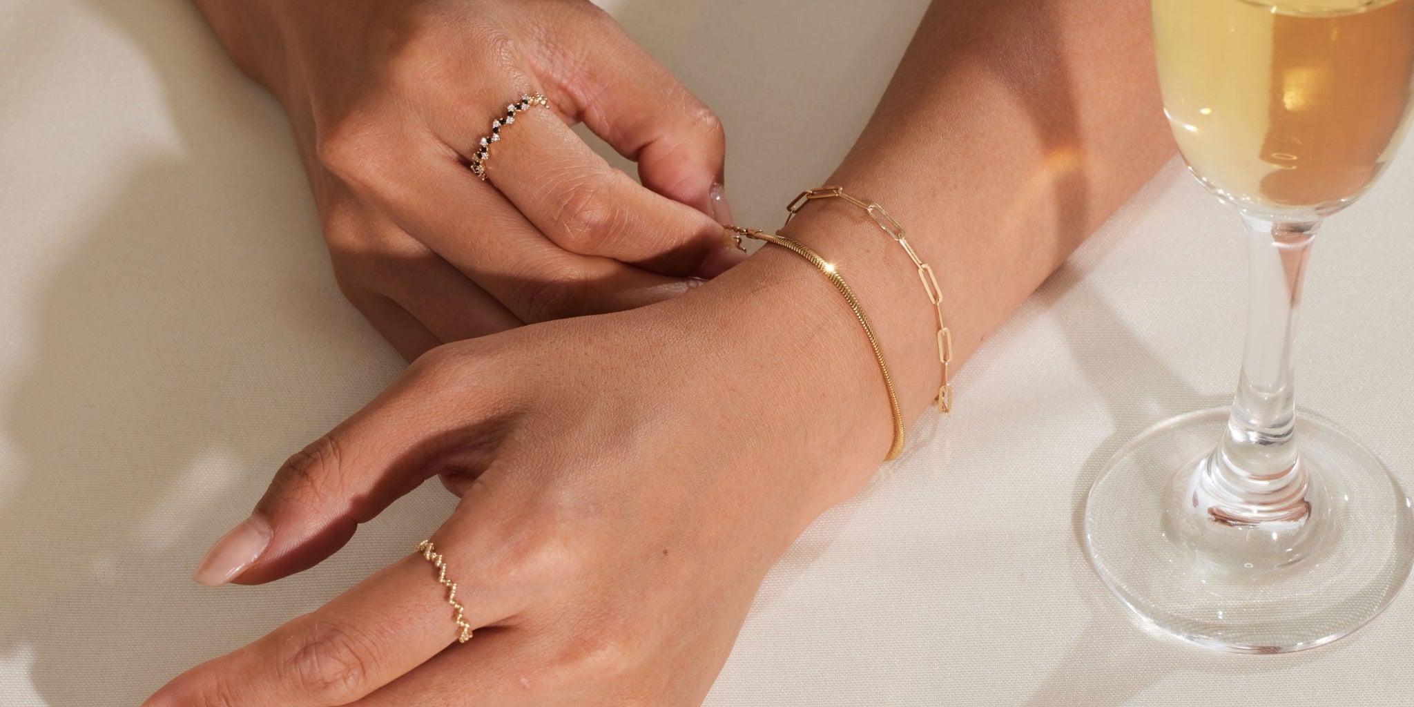 SIMPLY RINGS: The Art of Just Enough