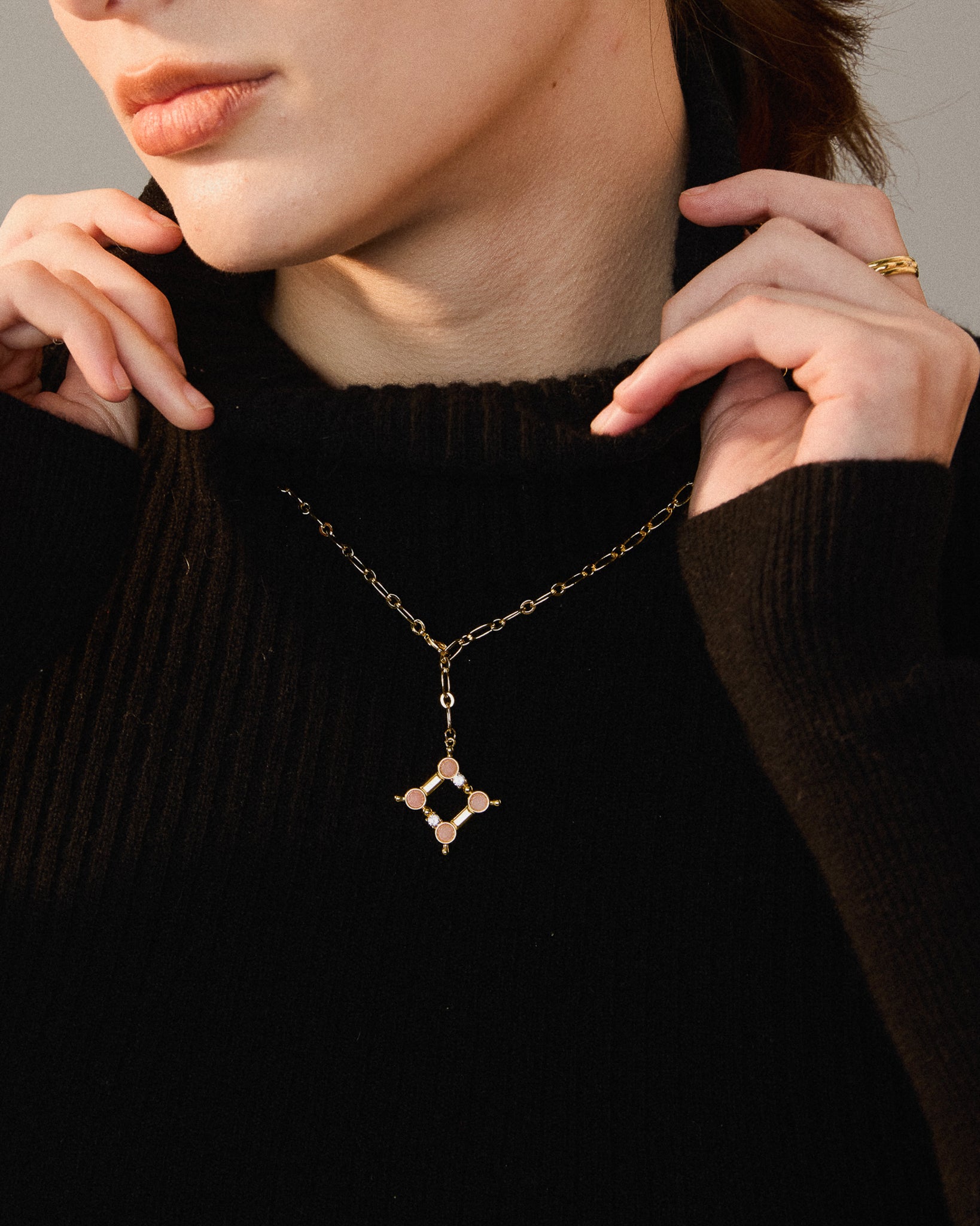 Soft Frame Necklace - Gold - plated - Stanza - 2